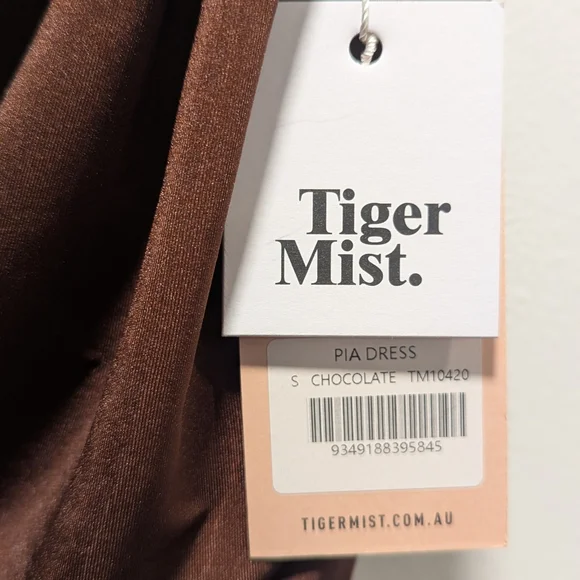 NWT Tiger Mist Chocolate Brown One-Shoulder Pia Dress Small/US 4 Chic - Picture 7 of 11